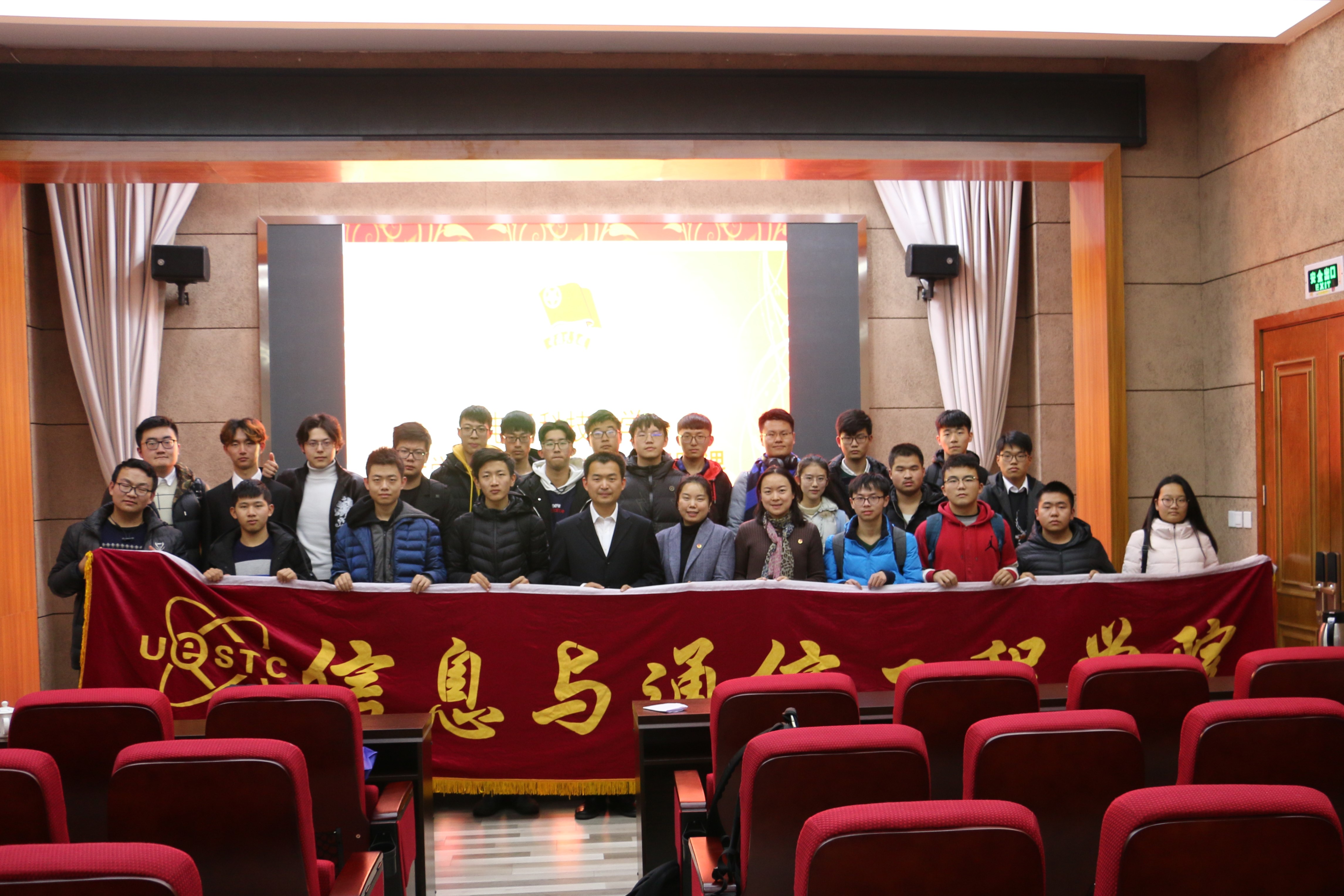 4efcf24e17eacd64033910e7b9a45458.JPG