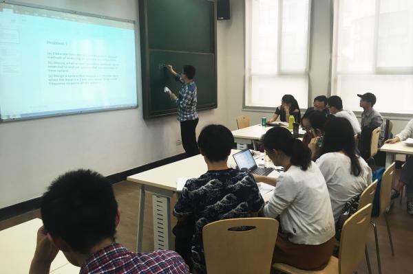 吕幼新 讨论课 (6).JPG 吕幼新 讨论课 (6).JPG